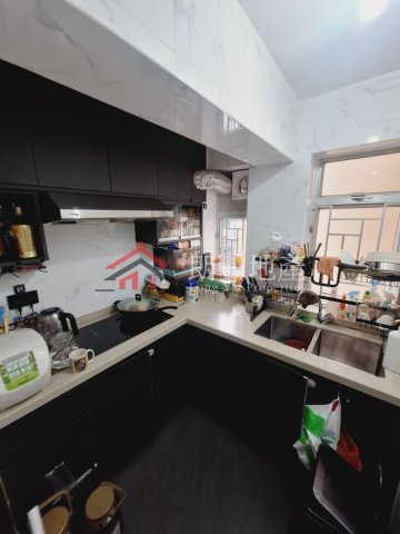 錦上路村屋