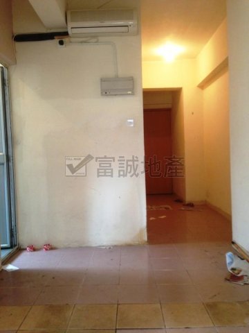 萬年戲院大廈 黃大仙 低層 G017218 售盤