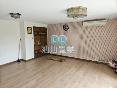NGA YIU TAU