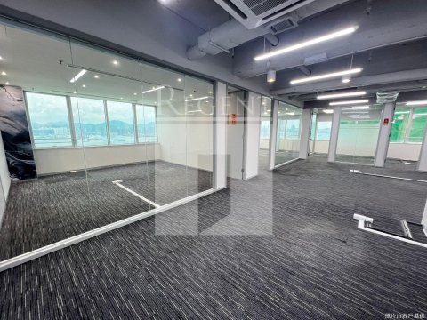 118 CONNAUGHT RD W (118干諾道西) 