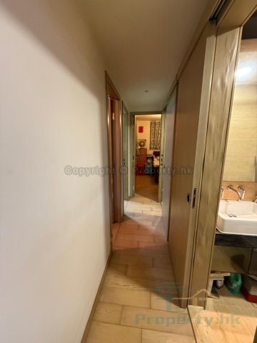 海濱南岸 紅磡 中層 W090557 售盤