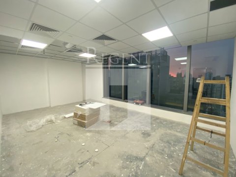 Yau Ma Tei Office, Grand Place