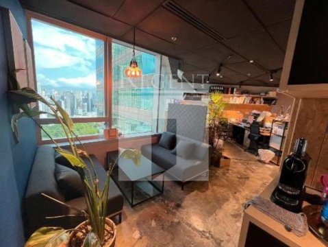 GATEWAY TWR 02 (港威大廈 第02座) 