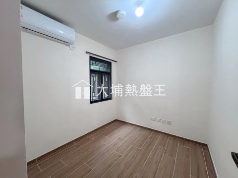 寨畿
