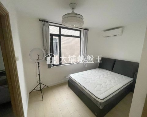 白牛石下村