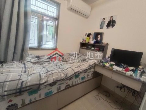 錦上路村屋