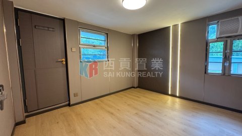 井欄樹村