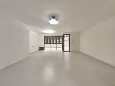 駿寶居  95080030