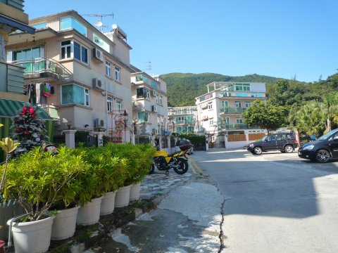 蚝涌新村 西贡 地下 011371 售盘