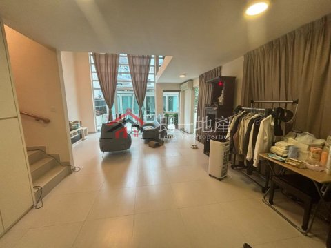 錦上路 元崗新村 