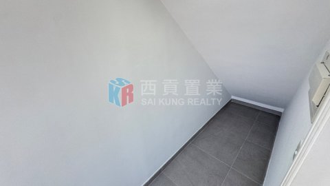 菠蘿輋