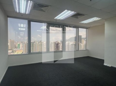 SKYLINE TWR (宏天广场) 