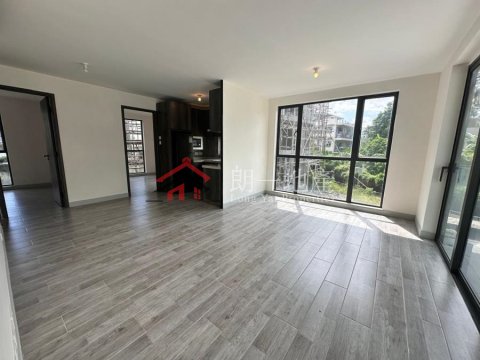 錦上路村屋