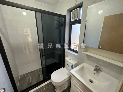 兄弟幫推介 赤泥坪全新村屋租