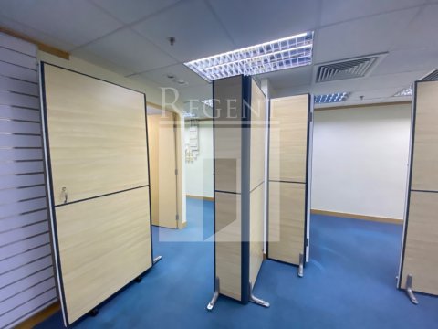 LAWS COM PLAZA (羅氏商業廣場) 