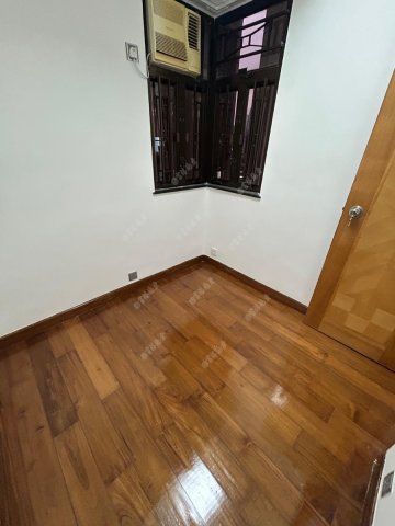 荃灣中心 荃灣中心