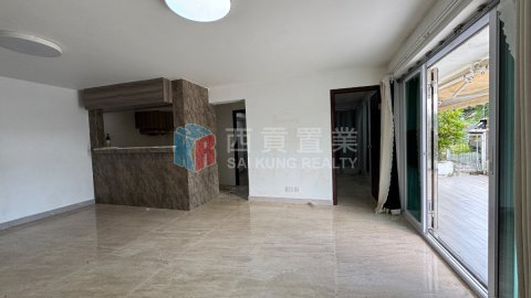 菠蘿輋