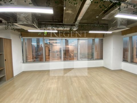 PIONEER CTR (始創中心) 