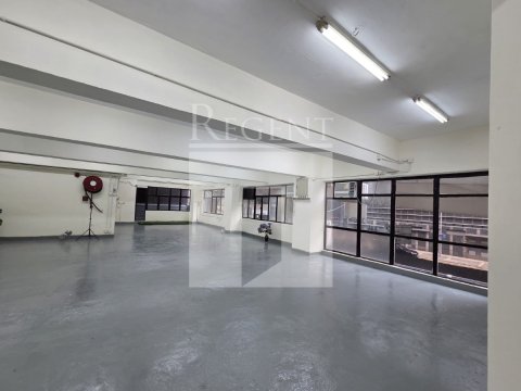 E WAH FTY BLDG (怡華工業大廈) 