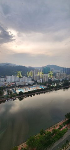 河畔花園 C座