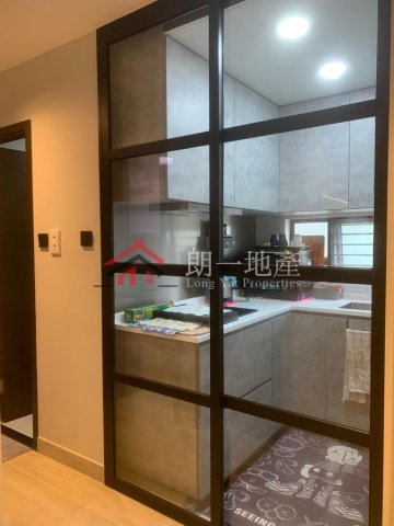 錦上路村屋