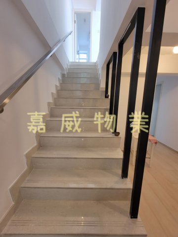 落路下 @ EMILY 95080096