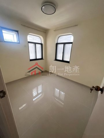 步行西鐵全新裝修700呎三房租