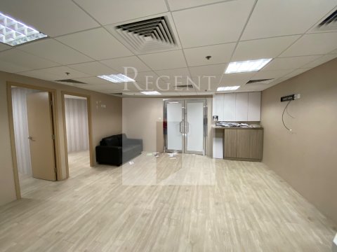 PIONEER CTR (始創中心) 