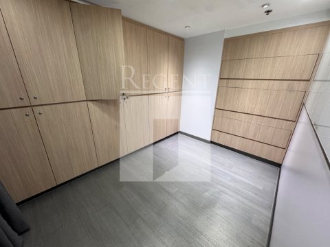 Charmhill Ctr (俊僑商業中心) 