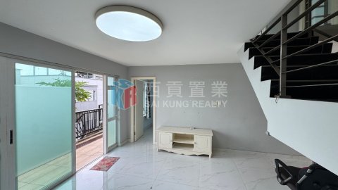 南山村