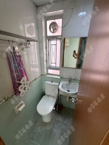 荃灣中心 荃灣中心