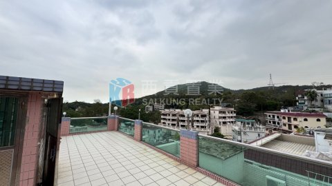 井欄樹村