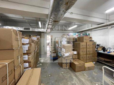 HONOUR IND CTR (安力工業中心) 