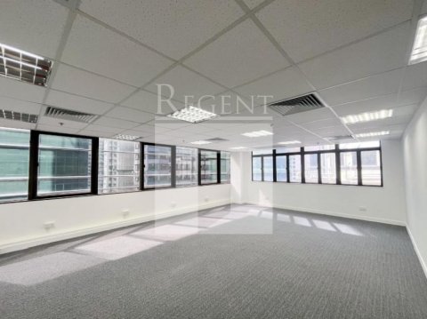 Wan Chai Office, Queen