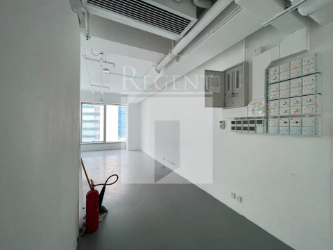 M PLACE () 