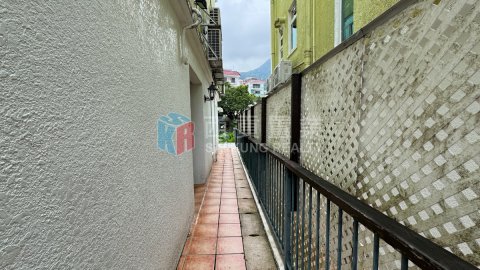 南山村