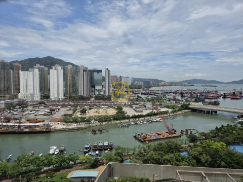 SUN TUEN MUN CTR 
