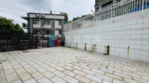 南山村
