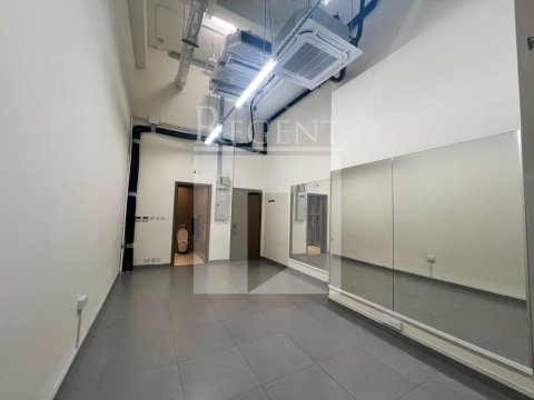 Hong Kong Property, Hong Kong Office