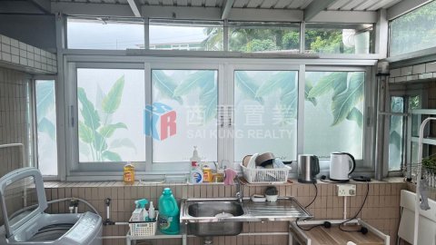 井欄樹村