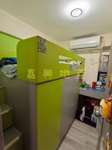插桅杆新村