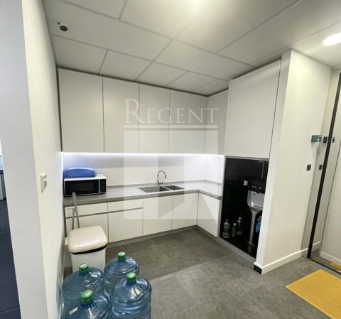 Kwai Chung Office, Metroplaza Tower 01