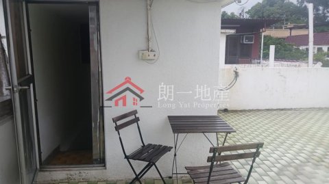 廈村 二樓連天台兩房 筍租