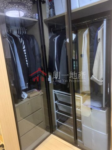 錦上路村屋