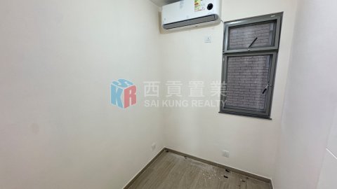 菠蘿輋