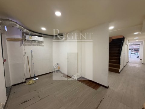 Hong Kong Property, Hong Kong Shop