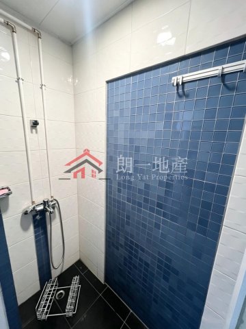錦上路村屋