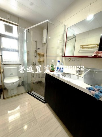 標準村屋700呎一層