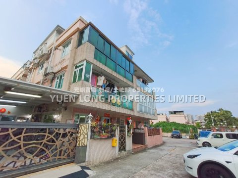 【近市中心】屋苑700呎3房連天台