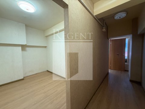 Hong Kong Property, Hong Kong Shop